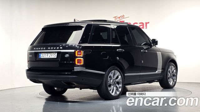 Land Rover Range Rover (IV) 4.4 SDV8 AB DIESEL 2018 — фото 2