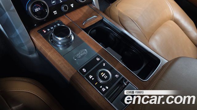 Land Rover Range Rover (IV) 4.4 SDV8 AB DIESEL 2018 — фото 9