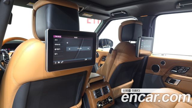 Land Rover Range Rover (IV) 4.4 SDV8 AB DIESEL 2018 — фото 23