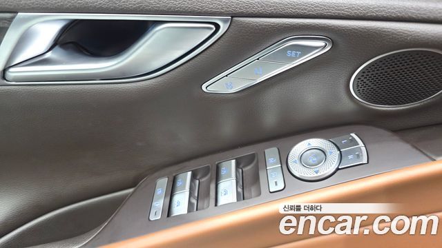 Genesis G80 (RG3) Gasoline 2.5 Turbo AWD 2023 — фото 29