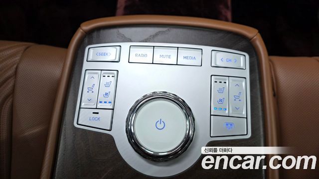 Genesis G80 (RG3) Gasoline 2.5 Turbo AWD 2023 — фото 35