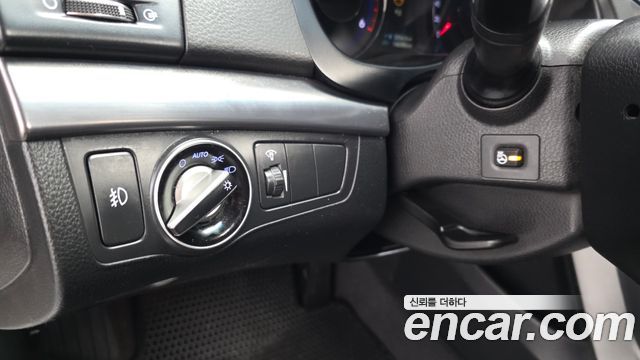 Hyundai i40 Saloon 1.7 VGT Modern 2012 — фото 17