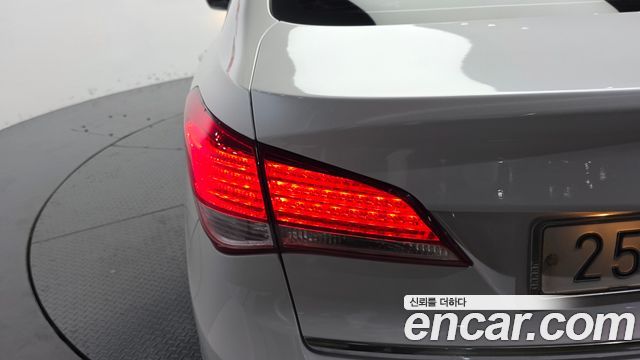 Hyundai i40 Saloon 1.7 VGT Modern 2012 — фото 23