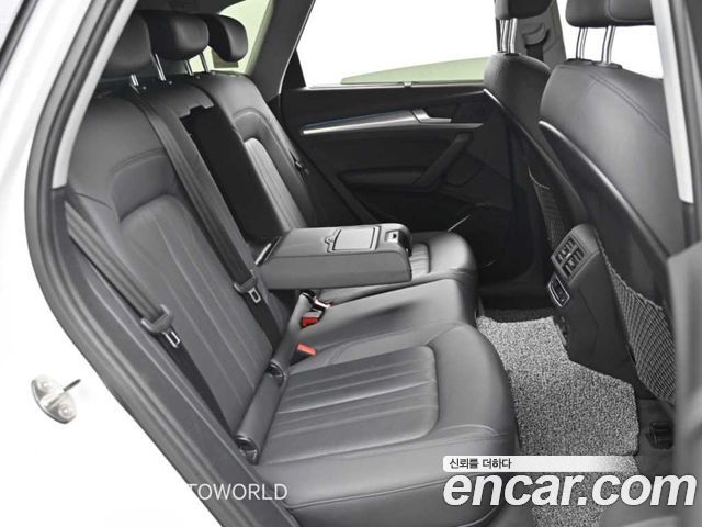 Audi Q5 (FY) 40 TDI Quattro 2021 — фото 16