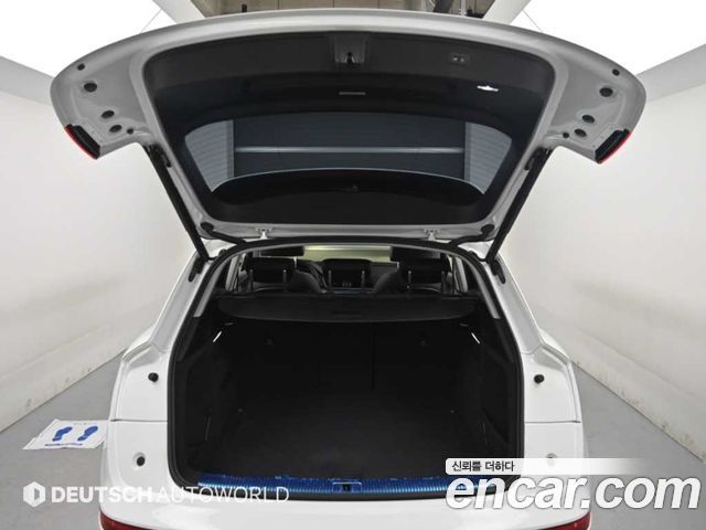 Audi Q5 (FY) 40 TDI Quattro 2021 — фото 23