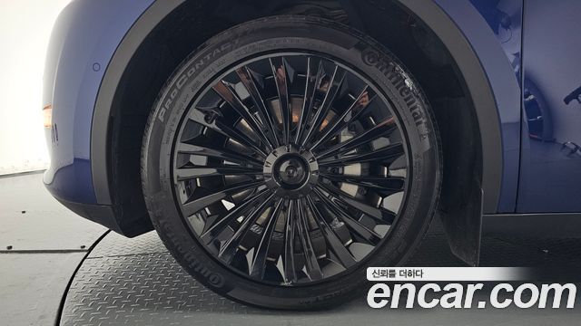 Tesla Model Y Long Range AWD 2022 — фото 5