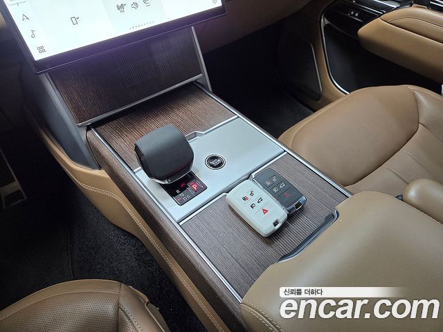 Land Rover Range Rover (V) P530 Autobiography Long Wheel Base 2024 — фото 17