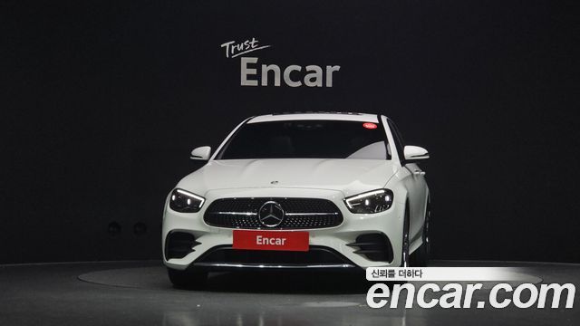 Mercedes-Benz E-Class (W213) E220d 4MATIC AMG Line 2023 — фото 3