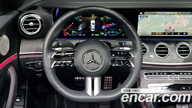 Mercedes-Benz E-Class (W213) E220d 4MATIC AMG Line 2023 — фото 17