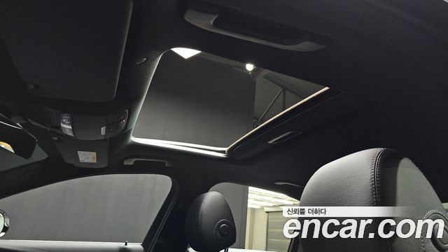 Mercedes-Benz E-Class (W213) E220d 4MATIC AMG Line 2023 — фото 40
