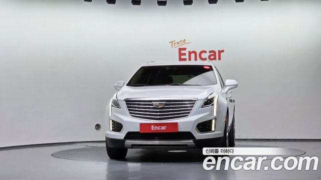 Cadillac XT5 3.6 Premium AWD 2018 — фото 3
