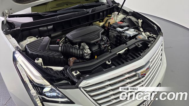 Cadillac XT5 3.6 Premium AWD 2018 — фото 6