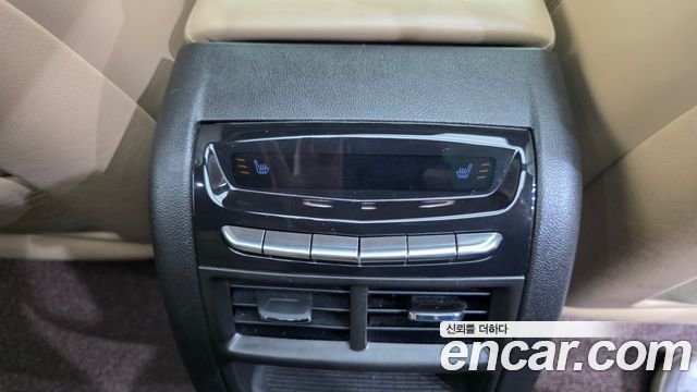 Cadillac XT5 3.6 Premium AWD 2018 — фото 23