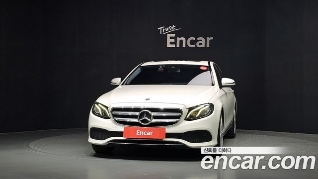 Mercedes-Benz E-Class (W213) E200 Avantgarde 2018 — фото 3