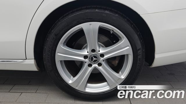 Mercedes-Benz E-Class (W213) E200 Avantgarde 2018 — фото 5