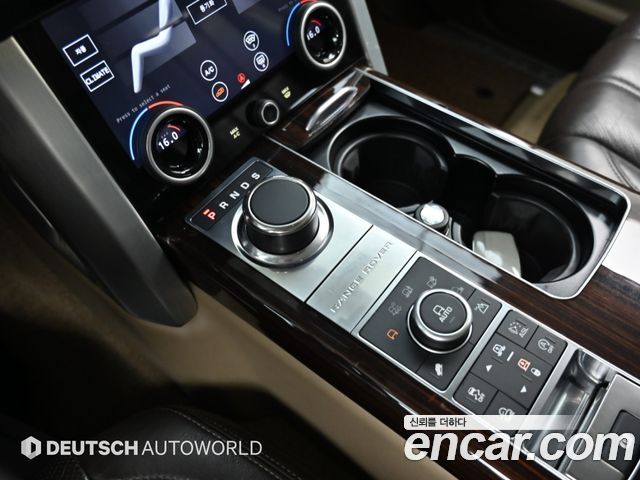 Land Rover Range Rover (IV) 4.4 SDV8 Vogue SE DIESEL 2016 — фото 9