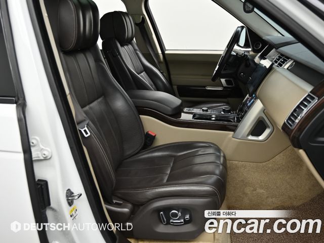 Land Rover Range Rover (IV) 4.4 SDV8 Vogue SE DIESEL 2016 — фото 10
