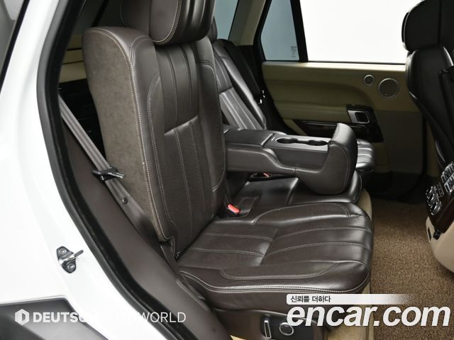 Land Rover Range Rover (IV) 4.4 SDV8 Vogue SE DIESEL 2016 — фото 16