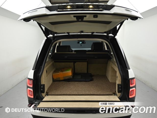 Land Rover Range Rover (IV) 4.4 SDV8 Vogue SE DIESEL 2016 — фото 23