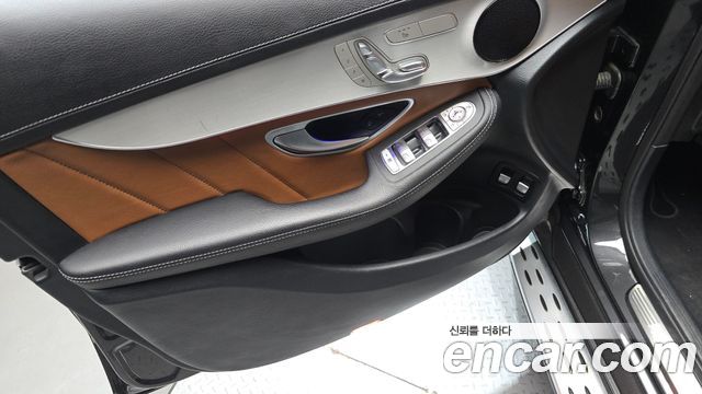Mercedes-Benz GLC-Class (X253) GLC300e 4MATIC 2022 — фото 24