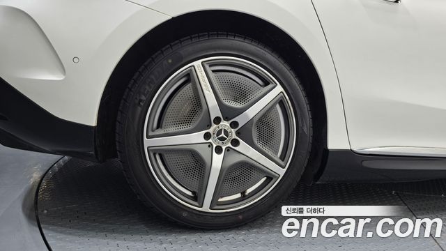 Mercedes-Benz EQE (V295) EQE350 4MATIC 2023 — фото 5