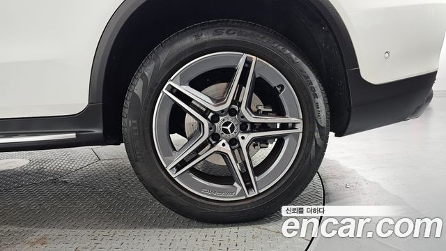 Mercedes-Benz GLC-Class (X253) GLC300e 4MATIC Coupe 2021 — фото 27