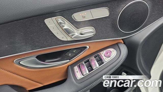 Mercedes-Benz GLC-Class (X253) GLC300e 4MATIC Coupe 2021 — фото 33