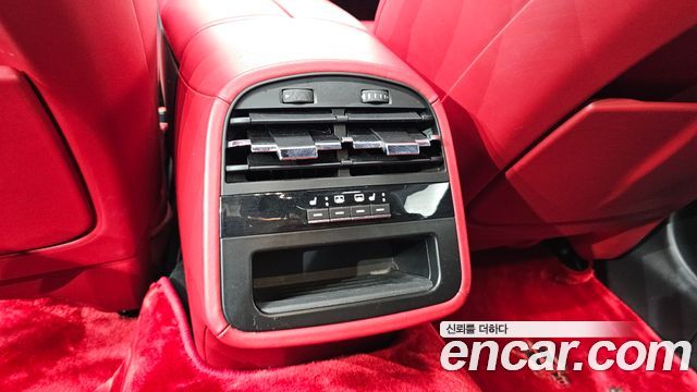 Maserati Quattroporte S Q4 3.0 V6 Granlusso 2017 — фото 24