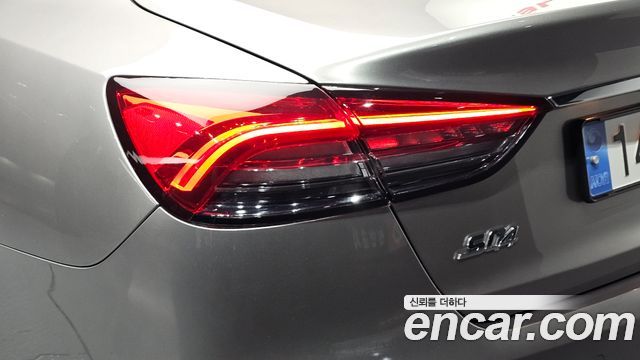 Maserati Quattroporte S Q4 3.0 V6 Granlusso 2017 — фото 29