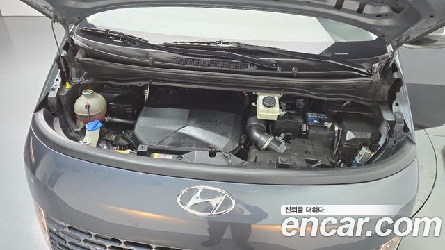 Hyundai Staria Cargo 3-Seater Modern 2022 — фото 6