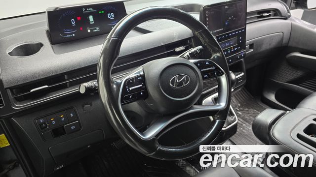 Hyundai Staria Cargo 3-Seater Modern 2022 — фото 13