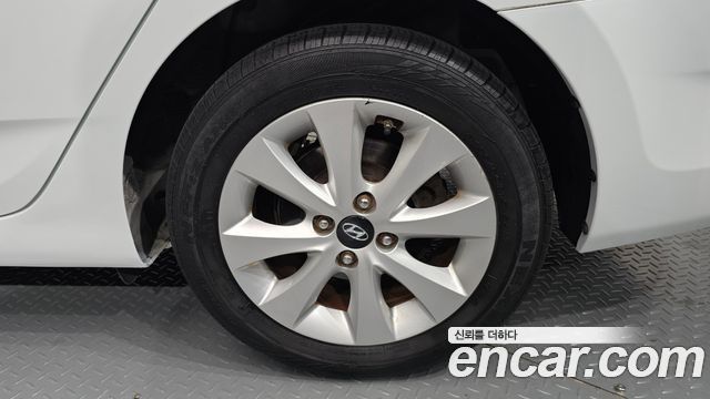Hyundai Accent (New) 1.4 VVT Modern 2016 — фото 21