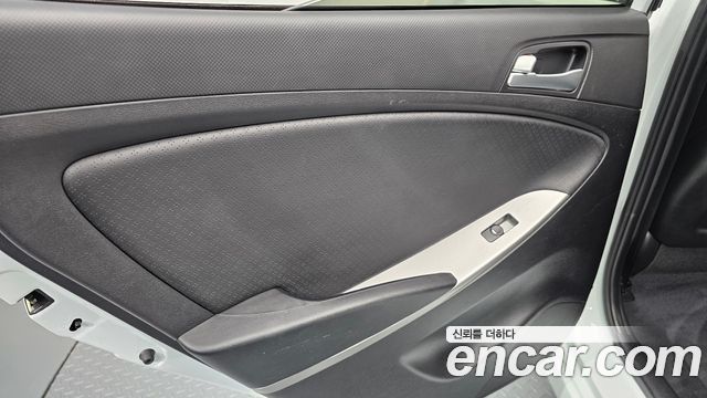 Hyundai Accent (New) 1.4 VVT Modern 2016 — фото 25