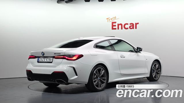 BMW 4 Series (G22) M440i xDrive Online Exclusive Coupe 2024 — фото 2