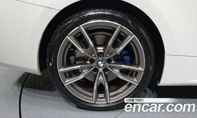 BMW 4 Series (G22) M440i xDrive Online Exclusive Coupe 2024 — фото 5