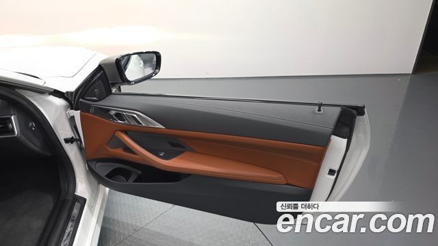 BMW 4 Series (G22) M440i xDrive Online Exclusive Coupe 2024 — фото 25