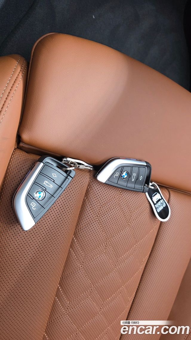 BMW 4 Series (G22) M440i xDrive Online Exclusive Coupe 2024 — фото 27
