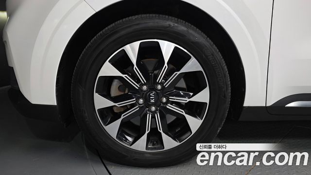 Kia Carnival (IV) Diesel 9-Seater Noblesse 2021 — фото 5