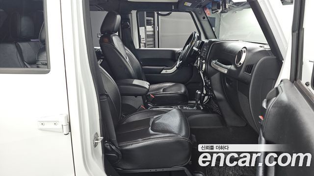 Jeep Wrangler (JK) 3.6 Sahara 4Door 2017 — фото 10