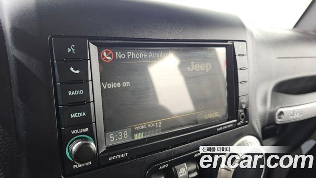 Jeep Wrangler (JK) 3.6 Sahara 4Door 2017 — фото 16