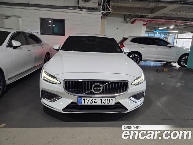 Volvo S60 (III) B5 Inscription 2022 — фото 2