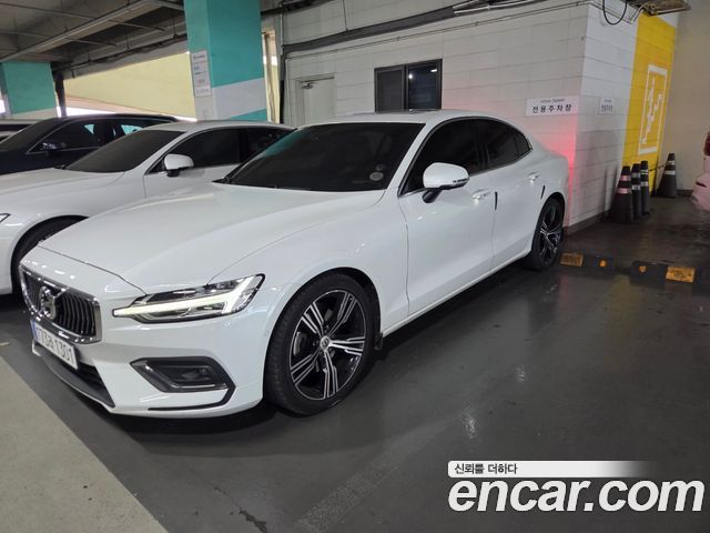 Volvo S60 (III) B5 Inscription 2022 — фото 4