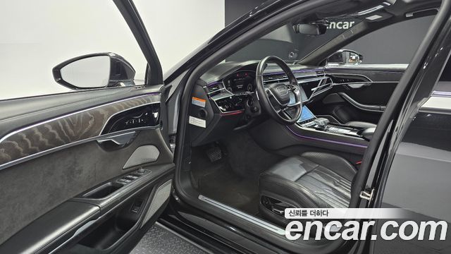 Audi A8 (D5) 60 TFSI Quattro LWB 2021 — фото 10