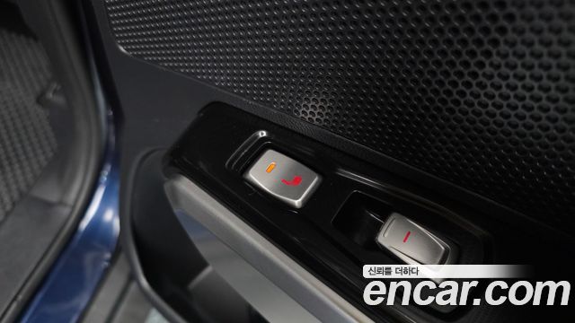 KG Mobility (SsangYong) Tivoli Diesel LX 2WD 2016 — фото 19