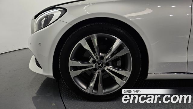 Mercedes-Benz C-Class (W205) C220 d Avantgarde 2018 — фото 5
