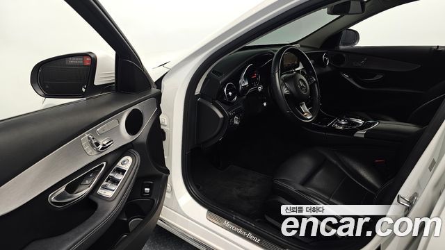 Mercedes-Benz C-Class (W205) C220 d Avantgarde 2018 — фото 10