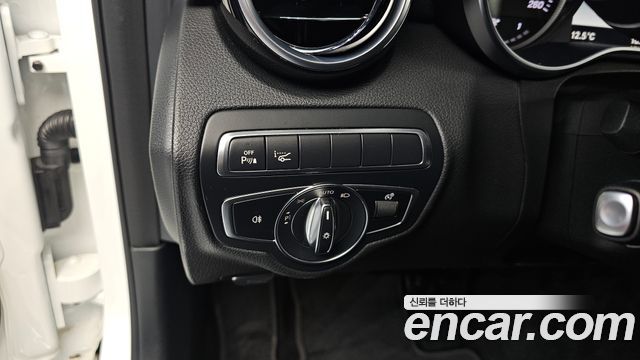 Mercedes-Benz C-Class (W205) C220 d Avantgarde 2018 — фото 15