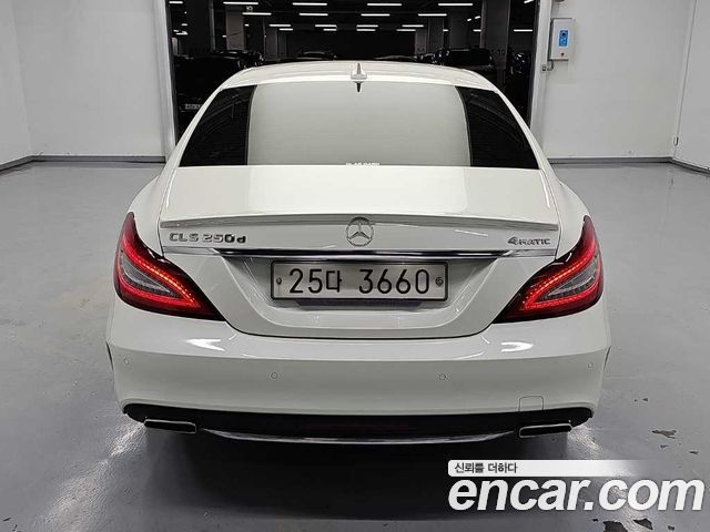 Mercedes-Benz CLS-Class (W218) CLS250 d 4MATIC AMG Line 2017 — фото 3
