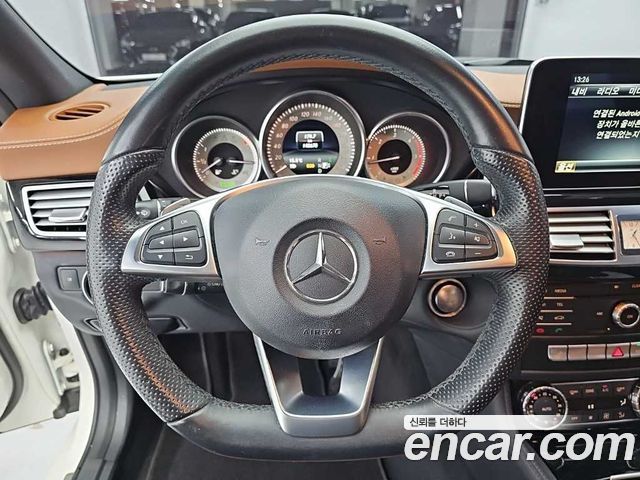 Mercedes-Benz CLS-Class (W218) CLS250 d 4MATIC AMG Line 2017 — фото 9
