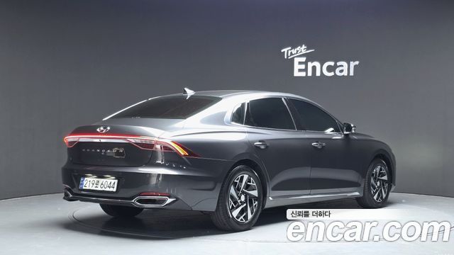 Hyundai Grandeur Hybrid (IG) Exclusive 2021 — фото 2